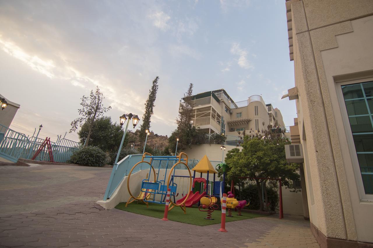 Seven Garden Alhada Suites Al Hada Exteriör bild